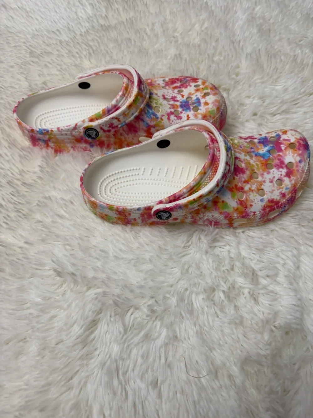 Women Tie-Dye Crocs Clog Sandals - White Multicolor Size 9 - Picture 8 of 9